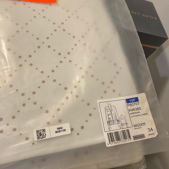 Chanel clothing cloth bag - Picture 3 of 8